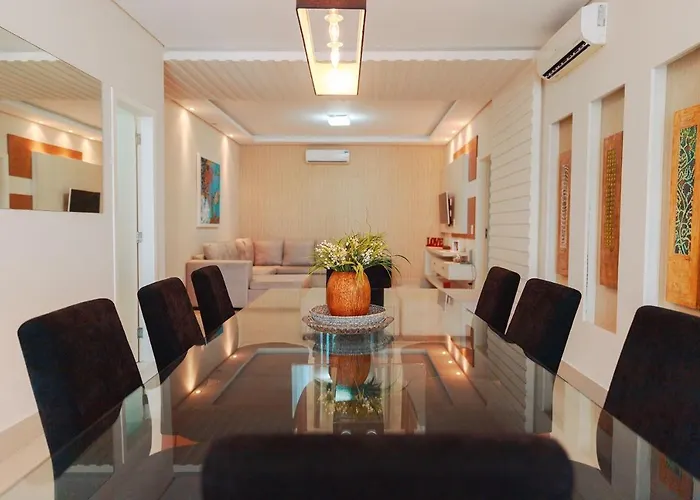 Apartamento alto padrão com 3 suítes, sala 3 ambientes todos com ar, ambientes novos e moderno. Ubatuba